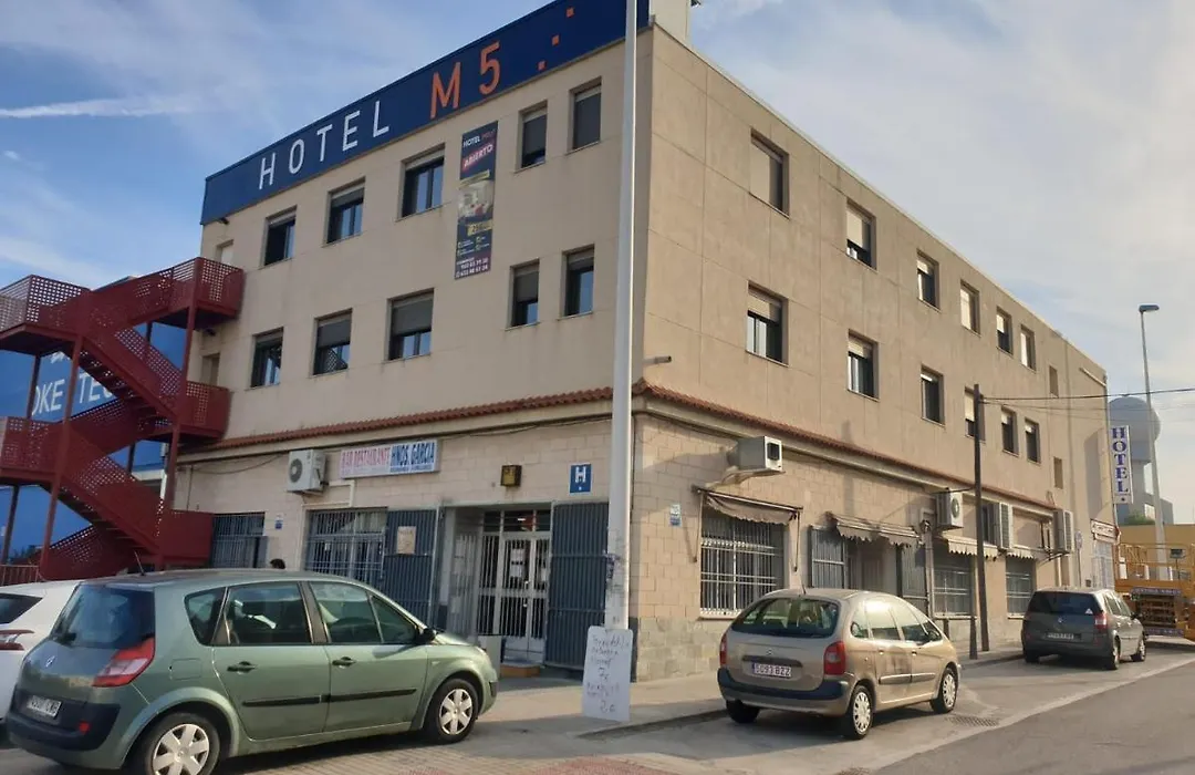 Hotel M5 Valencia Aeropuerto-1